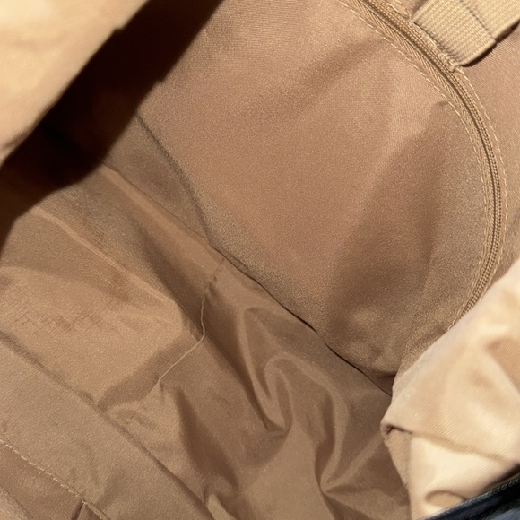 Baggallini Black Crossbody Bag Adjustable Strap - Picture 9 of 10